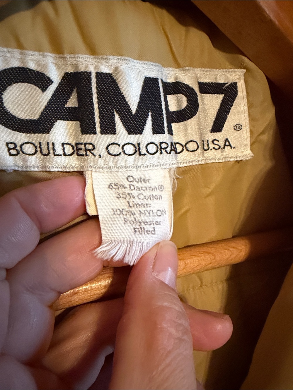 CAMP 7 Vintage Two-Tone Puffer Vest in Blue and Tan - Picture 2 of 8